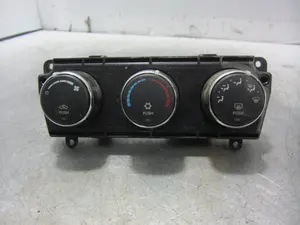 Foto de MANDO CLIMATIZADOR DODGE AVENGER (JS) 2.0 16V CRD CAT (140 CV / 103 KW) referencia P55111887AA
