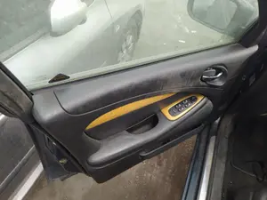 Foto de RETENEDOR PUERTA JAGUAR S-TYPE (03.1999) 4.0 V8 32V CAT (276 CV / 203 KW)