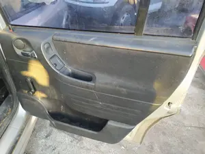 Foto de CERRADURA PUERTA TRASERA DERECHA OPEL ZAFIRA A 2.0 DTI (101 CV / 74 KW) referencia 24414134