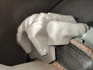 Foto de PINZA DE FRENO TRASERA DERECHA AUDI A6 BERLINA (4B2) 2.5 V6 24V TDI (150 CV / 110 KW) referencia 8E0615424