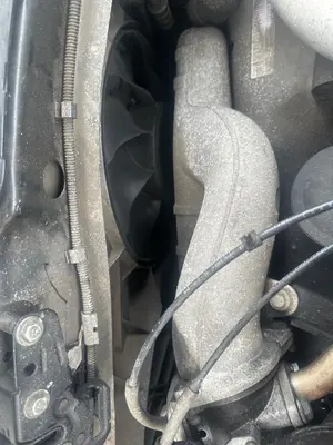 Foto de RADIADOR AGUA VOLKSWAGEN T5 TRANSPORTER BUS (7H) 2.5 TDI (131 CV / 96 KW) referencia 7H0121253J