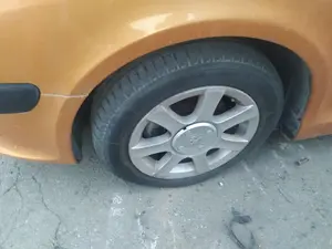 Foto de BRAZO SUSPENSION DELANTERO IZQUIERDO PEUGEOT 1007 1.4 HDi (68 CV / 50 KW)