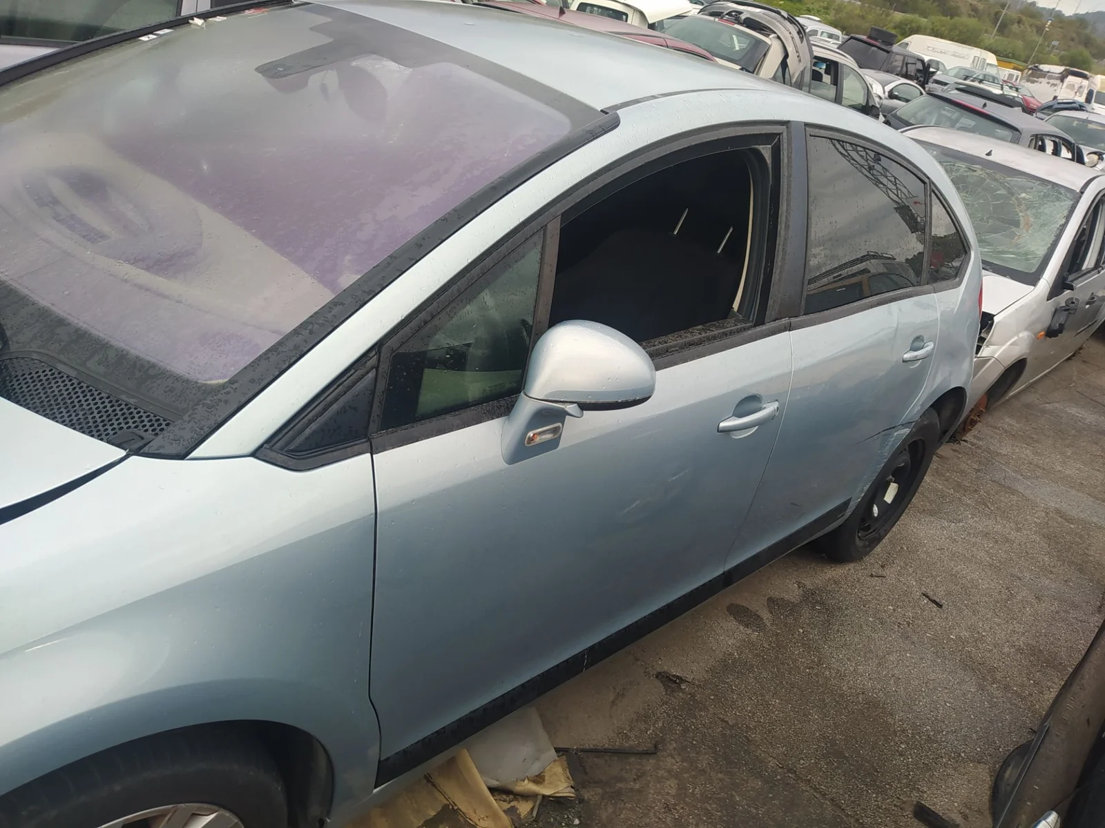 Foto de LUNA DELANTERA IZQUIERDA CITROEN C4 BERLINA 1.6 16V CAT (NFU / TU5JP4) (109 CV / 80 KW) referencia 9201F1