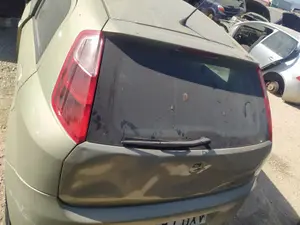 Foto de ANTENA FIAT GRANDE PUNTO (199) 1.3 16V JTD CAT (75 CV / 55 KW) referencia 0051896048