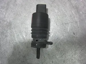 Foto de BOMBA LIMPIA BMW SERIE 3 CABRIO (E46) 2.5 24V (192 CV / 141 KW) referencia 67128377430