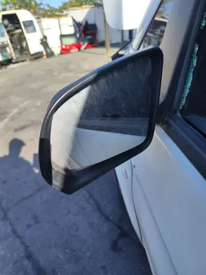Foto de RETROVISOR IZQUIERDO MERCEDES-BENZ VITO FURGÓN (447) 1.6 CDI CAT (114 CV / 84 KW)