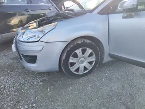 Foto de ALETA DELANTERA IZQUIERDA CITROEN C4 BERLINA 1.6 16V HDi FAP (109 CV / 80 KW)