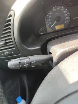 Foto de MANDO MULTIFUNCION CITROEN XSARA BERLINA 2.0 HDi CAT (RHY / DW10TD) (90 CV / 66 KW)