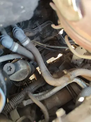Foto de TUBO PRESION DIRECCION ASISTIDA OPEL VECTRA C BERLINA 1.9 CDTI (120 CV / 88 KW)