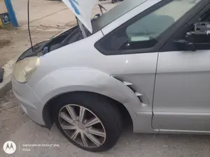 Foto de ALETA DELANTERA IZQUIERDA FORD S-MAX (CA1) 2.0 TDCi CAT (140 CV / 103 KW) referencia 1712811