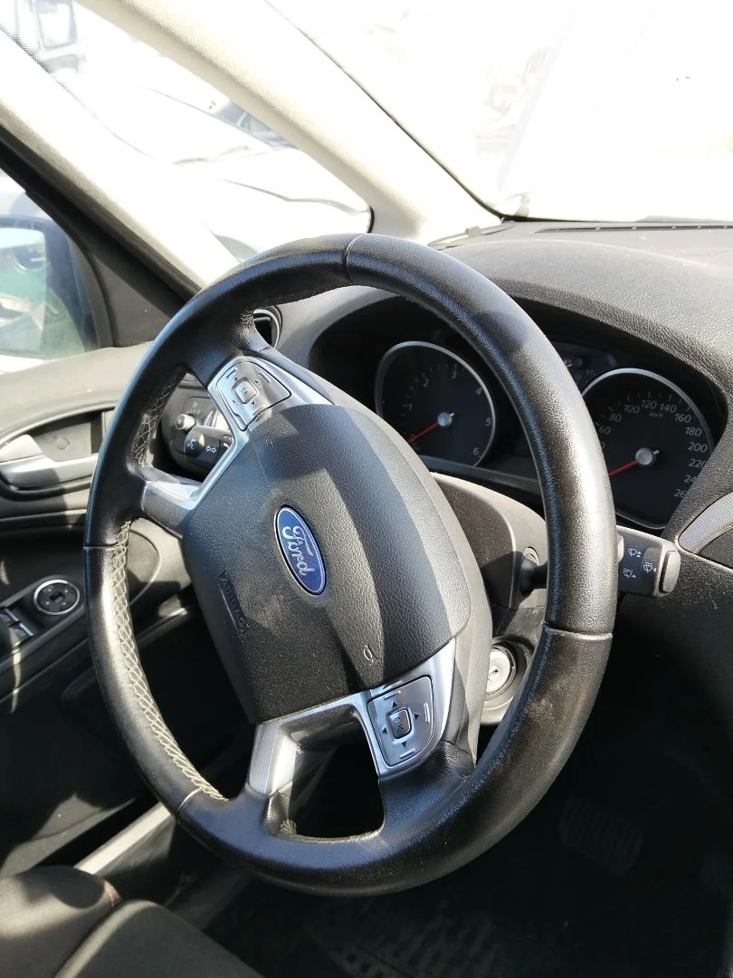 Foto de VOLANTE FORD S-MAX (CA1) 2.0 TDCi CAT (131 CV / 96 KW) referencia 1481358