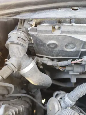 Foto de RADIADOR AGUA VOLKSWAGEN TOUAREG (7L6) 4.2 V8 32V FSI (350 CV / 257 KW) referencia 7L0121253A