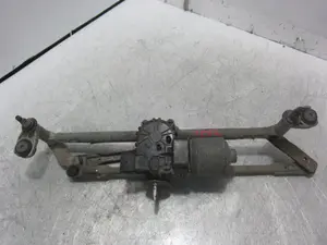 Foto de MOTOR LIMPIA DELANTERO SEAT IBIZA BERLINA (6J5) 1.9 TDI (105 CV / 77 KW) referencia 6R1955119