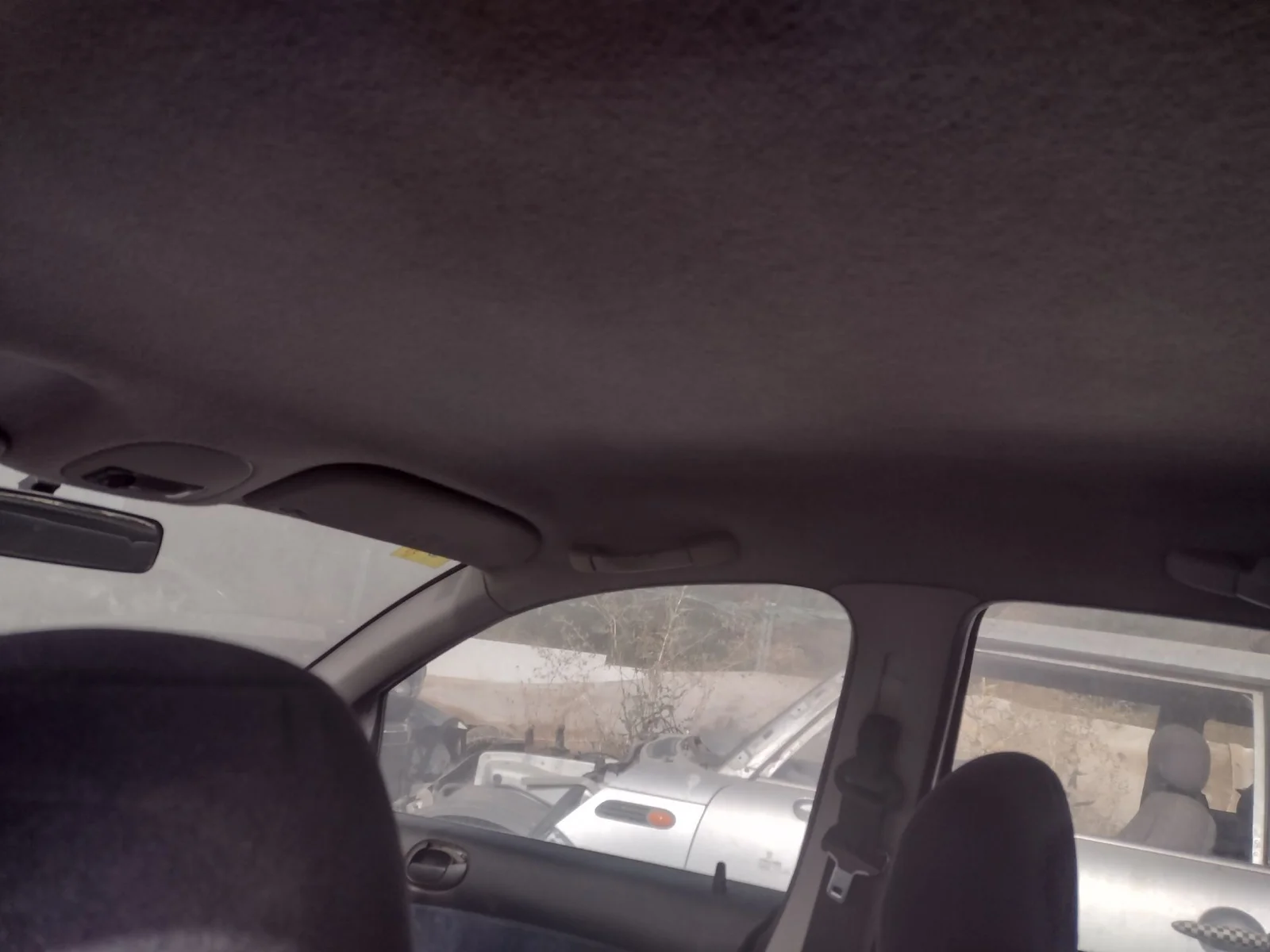 Foto de ASIDERO TECHO TRASERO IZQUIERDO PEUGEOT 206 1.9 Diesel (69 CV / 51 KW) referencia 9128K5
