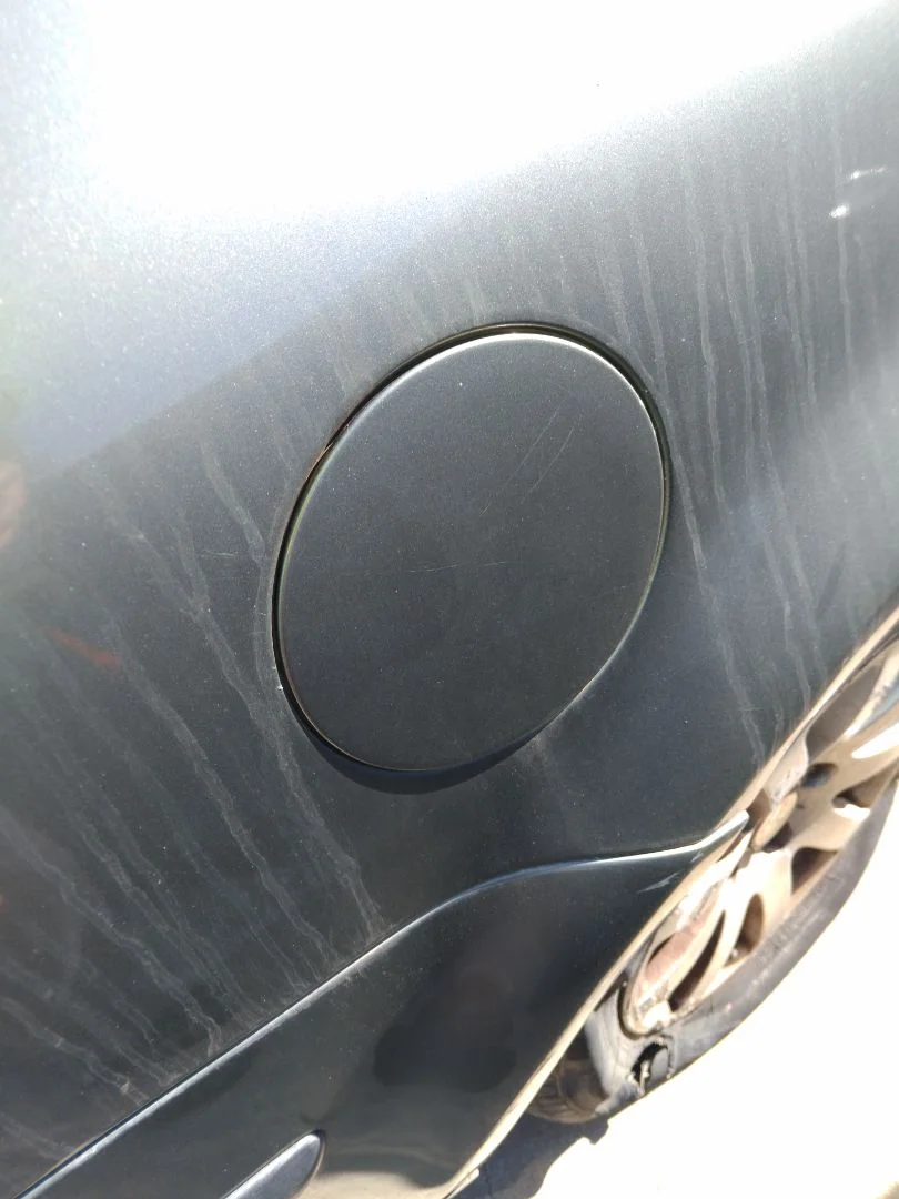 Foto de TAPA EXTERIOR COMBUSTIBLE VOLKSWAGEN PASSAT BERLINA (3B3) 1.9 TDI (131 CV / 96 KW) referencia 3B7809857A FKZ
