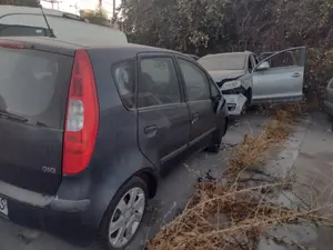 Foto de REFUERZO PARAGOLPES TRASERO MITSUBISHI COLT CZ3 BERL. 5 (Z30A) 1.5 DI-D CAT (95 CV / 70 KW)