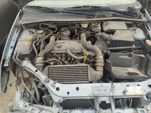 Foto de PANEL FRONTAL FORD FOCUS BERLINA (CAK) 1.8 TDDI Turbodiesel CAT (90 CV / 66 KW)