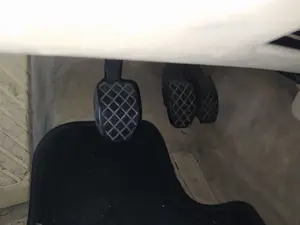 Foto de PEDAL FRENO VOLKSWAGEN PASSAT BERLINA (3B3) 1.9 TDI (131 CV / 96 KW) referencia 8D1721140B