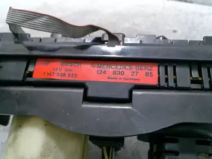 Foto de NO IDENTIFICADO MERCEDES-BENZ CLASE 124 (BM 124) BERLINA 3.0 Diesel (113 CV / 83 KW) referencia 1248302785 foto 3