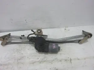 Foto de MOTOR LIMPIA DELANTERO AUDI A4 BERLINA (8E) 2.0 TDI (140 CV / 103 KW) referencia 8E1955119