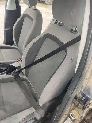 Foto de CINTURON SEGURIDAD DELANTERO IZQUIERDO FIAT II TIPO (356) BERLINA 1.4  (95 CV / 70 KW)