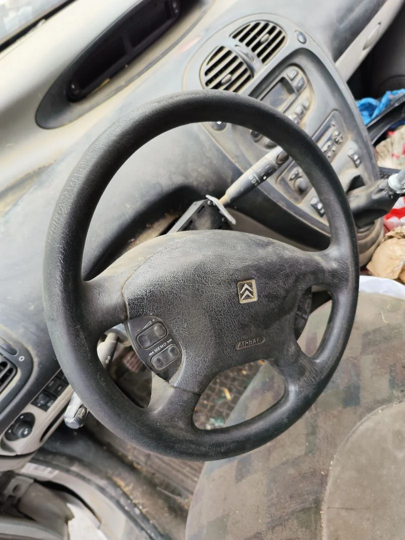 Foto de VOLANTE CITROEN XSARA PICASSO 2.0 HDi CAT (RHY / DW10TD) (90 CV / 66 KW) referencia 4109Y9