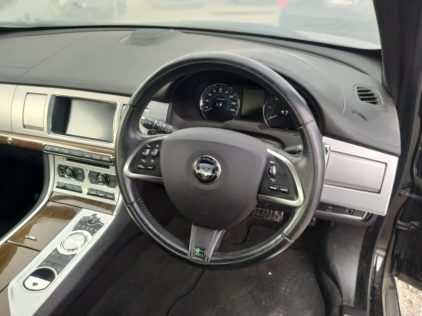 Foto de CALEFACCION ENTERA NORMAL JAGUAR XF 3.0 V6 Diesel CAT (241 CV / 177 KW)
