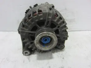 Foto de ALTERNADOR BMW SERIE 3 COUPE (E92) 2.0 Turbodiesel CAT (177 CV / 130 KW) referencia 7802261