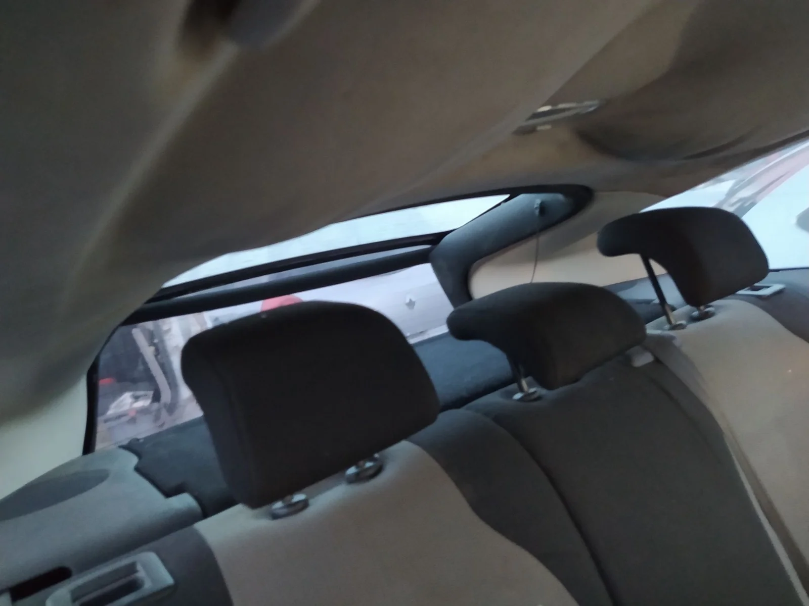 Foto de ASIDERO TECHO TRASERO DERECHO CITROEN C4 COUPE 1.6 16V CAT (NFU / TU5JP4) (109 CV / 80 KW) referencia 9128T5