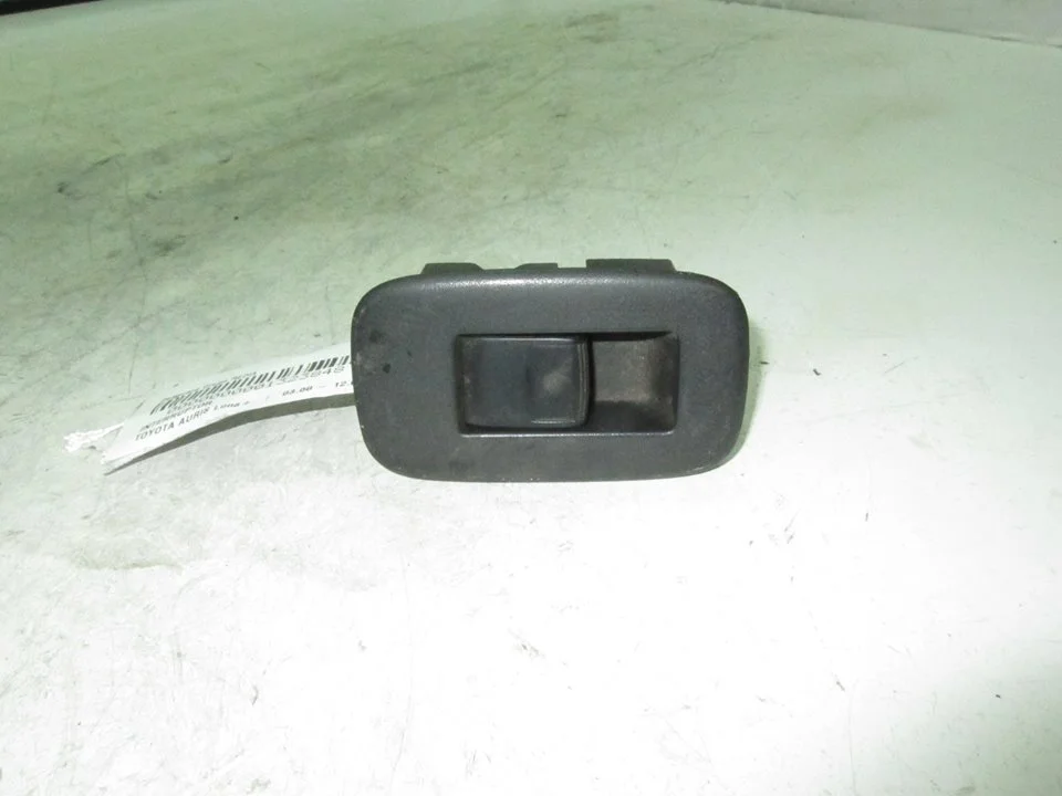 Foto de INTERRUPTOR TOYOTA AURIS (E15) 1.4 Turbodiesel CAT (90 CV / 66 KW)