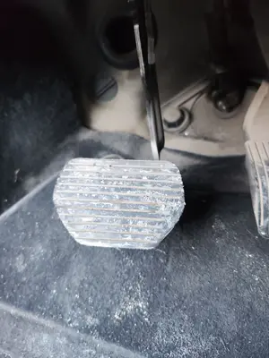 Foto de PEDAL FRENO CITROEN C4 BERLINA 1.6 16V HDi FAP (109 CV / 80 KW)