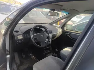 Foto de CUADRO INSTRUMENTOS OPEL MERIVA 1.7 16V CDTI (101 CV / 74 KW)