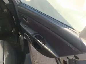 Foto de RETENEDOR PUERTA MAZDA 3 BERLINA (BK) 1.6 CD Diesel CAT (109 CV / 80 KW) referencia BP4K-58-270G