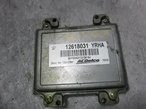 Foto de CENTRALITA MOTOR UCE CHEVROLET HHR 2.4 16V (170 CV / 125 KW) referencia 12618031 foto 3