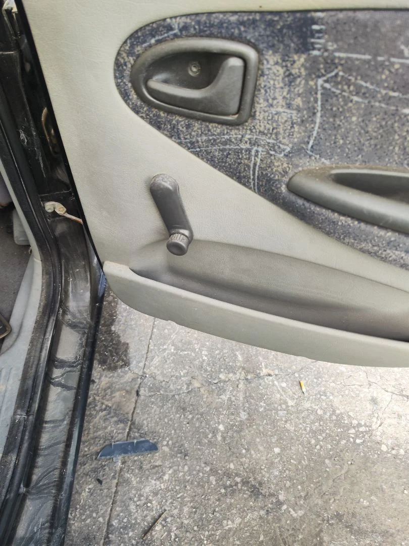 Foto de ELEVALUNAS TRASERO DERECHO RENAULT SCENIC I (JA...) 1.4 CAT (95 CV / 70 KW) referencia 7700838595