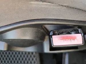 Foto de PRETENSOR AIRBAG DERECHO CITROEN C8 2.0 HDi CAT (RHK / DW10UTED4) (120 CV / 88 KW)
