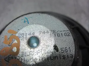 Foto de NO IDENTIFICADO RENAULT CLIO III 1.2 (75 CV / 55 KW) referencia 281447447R foto 3