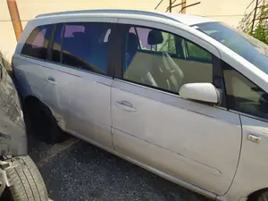 Foto de MANETA EXTERIOR DELANTERA DERECHA OPEL ZAFIRA B 1.9 CDTI (120 CV / 88 KW) referencia 13142770