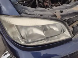 Foto de FARO DERECHO OPEL ZAFIRA A 2.0 DTI (101 CV / 74 KW) referencia 9118792