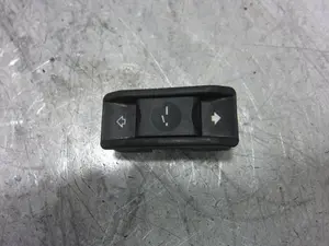 Foto de INTERRUPTOR BMW SERIE 5 BERLINA (E60) 3.0 Turbodiesel CAT (231 CV / 170 KW) referencia 6907288