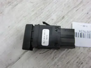 Foto de INTERRUPTOR SEAT IBIZA (6L1) 1.4 16V (86 CV / 63 KW) referencia 6L1919235A foto 5