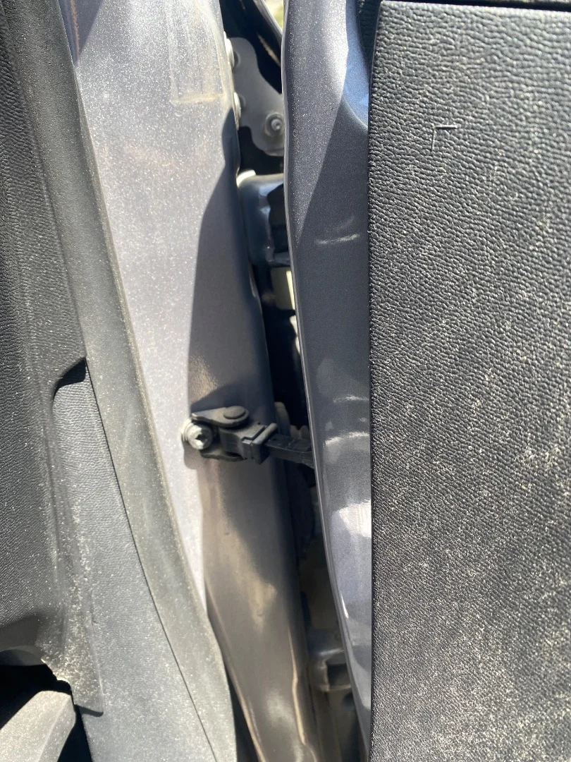 Foto de RETENEDOR PUERTA PEUGEOT 208 (P2) 1.2 PureTech (74 CV / 55 KW)