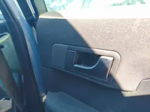 Foto de MANETA INTERIOR TRASERA DERECHA AUDI A2 (8Z) 1.4 TDI (75 CV / 55 KW) referencia 8Z0839020C FKZ