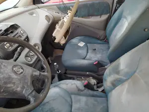 Foto de ENGANCHE CINTURON DELANTERO DERECHO NISSAN ALMERA TINO (V10M) 1.8 16V CAT (114 CV / 84 KW)