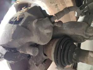 Foto de PINZA DE FRENO DELANTERA DERECHA FORD FOCUS BERLINA (CAP) 1.8 TDCi Turbodiesel CAT (116 CV / 85 KW) referencia 5125725