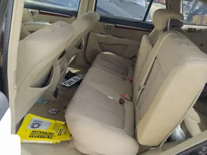 Foto de ENGANCHE CINTURON TRASERO CENTRAL HYUNDAI SANTA FE (CM) 2.2 CRDi CAT (150 CV / 110 KW)