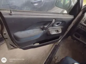 Foto de GUARNECIDO PUERTA DELANTERA IZQUIERDA SUZUKI IGNIS (RG/FH) 1.3 CAT (83 CV / 61 KW) referencia 83720-83GC0-NJ9