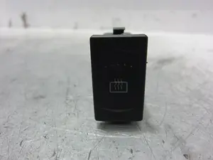 Foto de INTERRUPTOR VOLKSWAGEN PASSAT BERLINA (3B2) 1.9 TDI (116 CV / 85 KW) referencia 3B0959621B