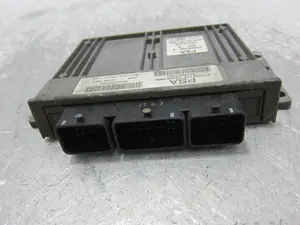Foto de CENTRALITA MOTOR UCE CITROEN C3 PLURIEL referencia 9649903680 foto 5