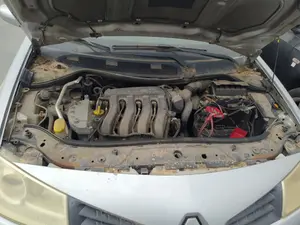 Foto de CAJA CAMBIOS RENAULT MEGANE II CLASSIC BERLINA 1.6 16V (112 CV / 82 KW)